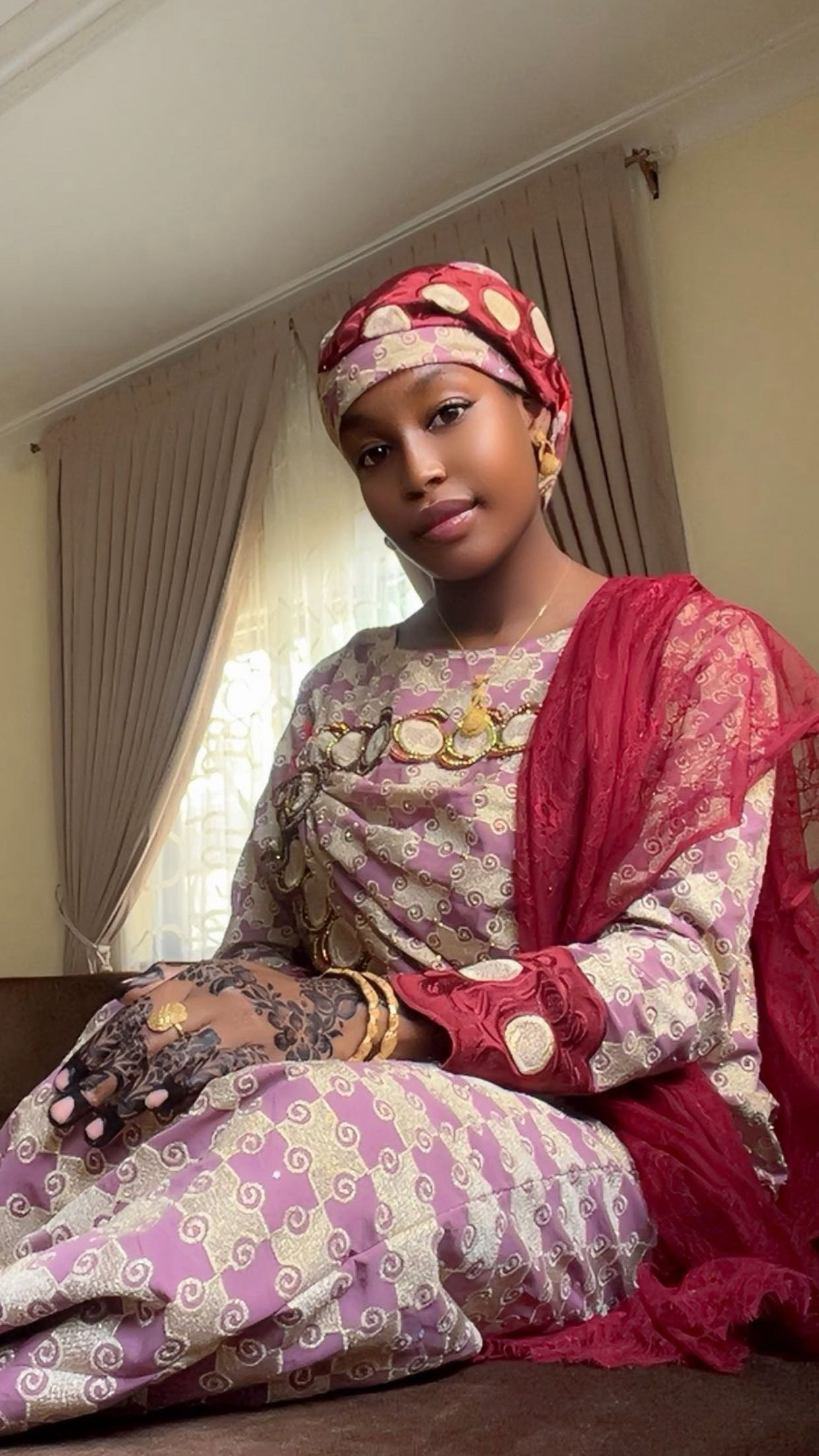 Indo dressed beautifully in pink